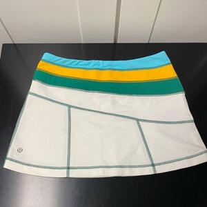 Lululemon reversible skirt